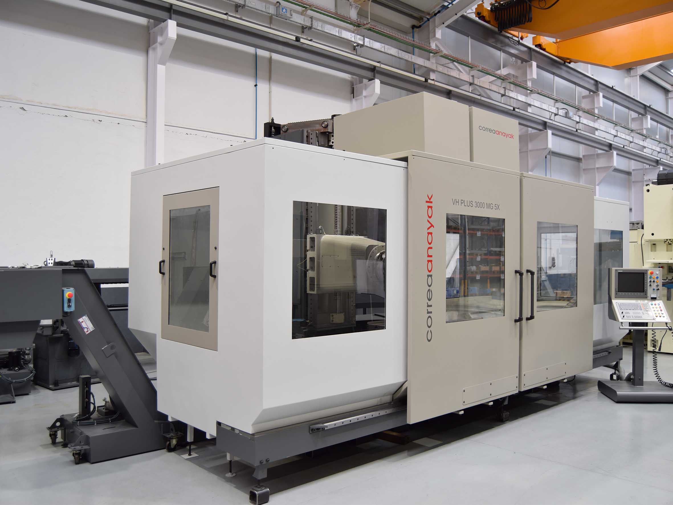 ANAYAK VH PLUS 3000 MG-8 5AXIS  2010